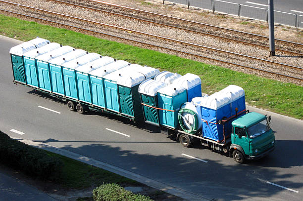 Best Portable toilet rental cost  in Dundee, FL